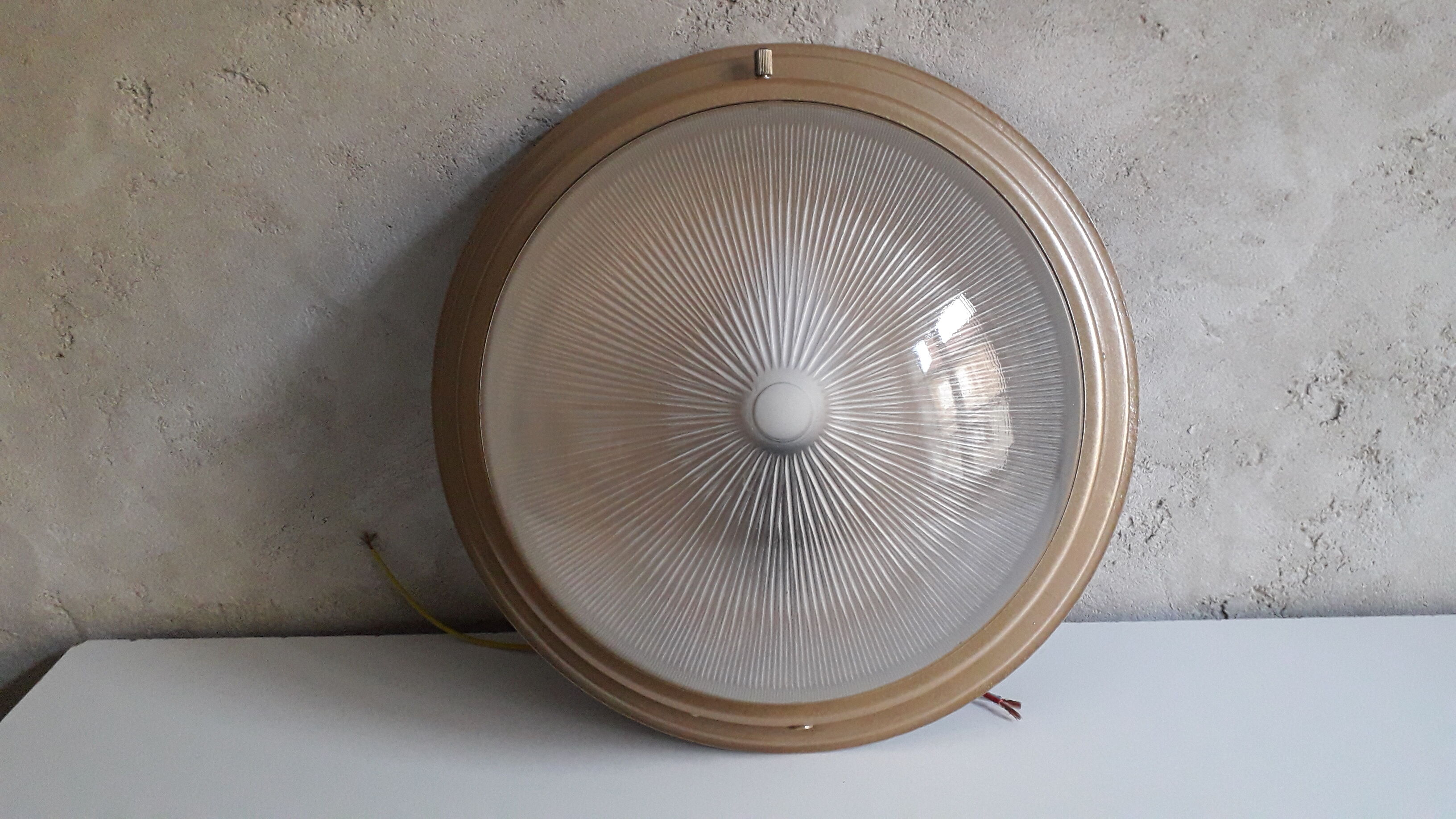 Holophane ceiling lamp