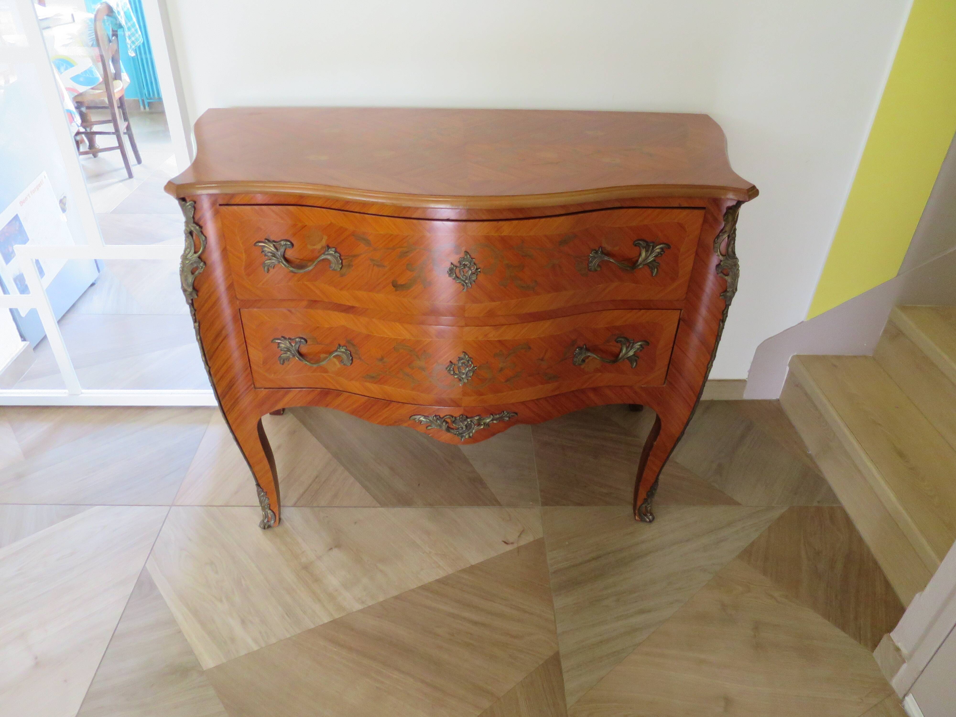 Louis XV commode - 2 drawers - floral marquetry - bronze ornament - 1950