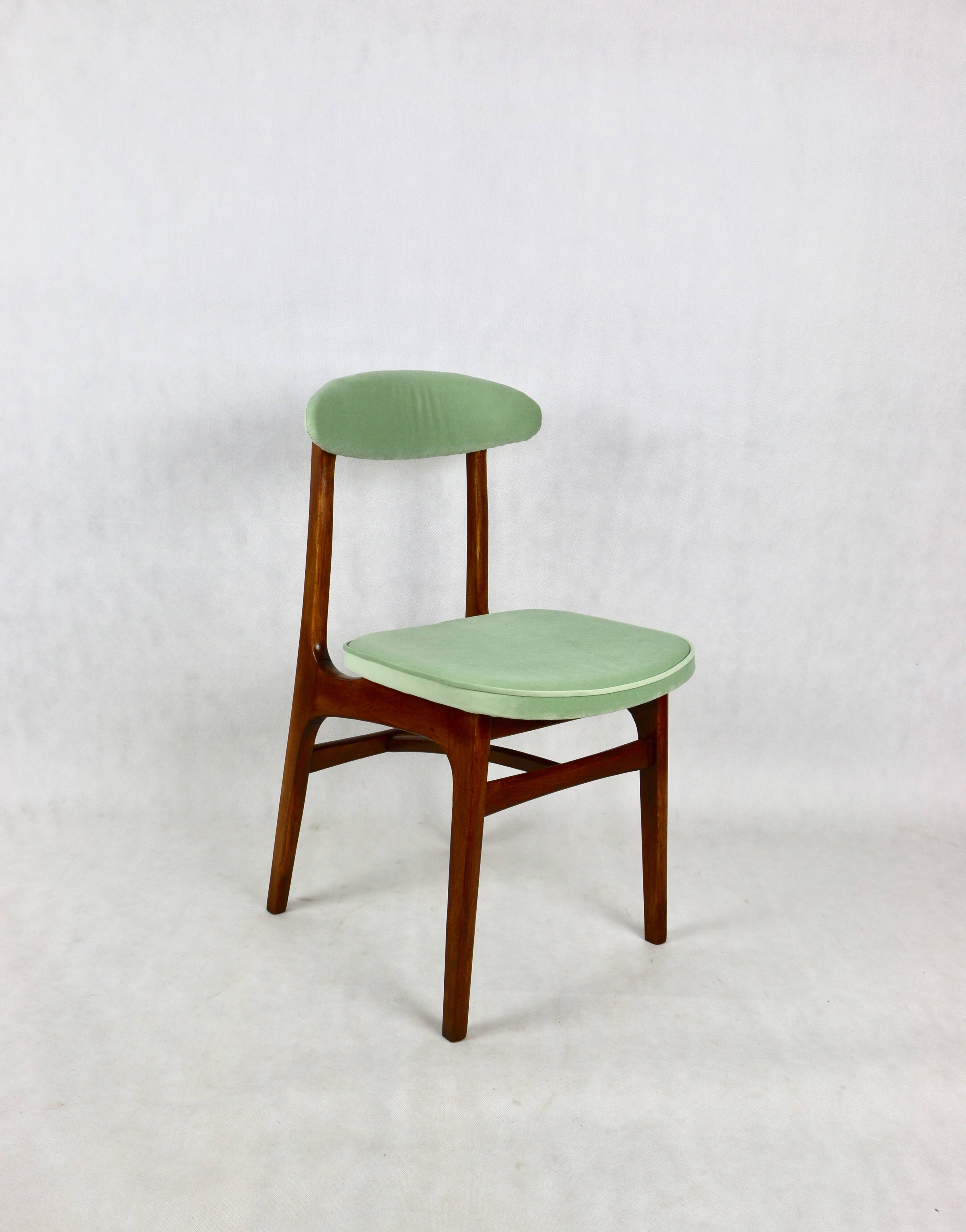 Chaises de salle à manger vert clair de Rajmund Halas, années 1970, ensemble de 2
