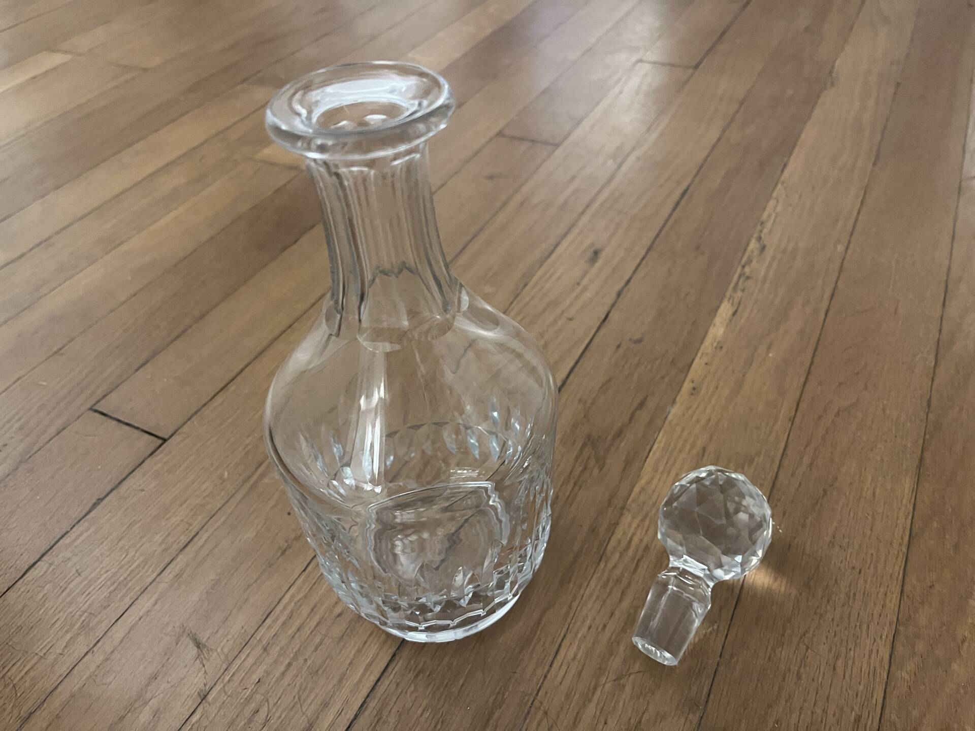 Carafe Baccarat en cristal signée
