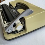 Brother deluxe 800 typewriter