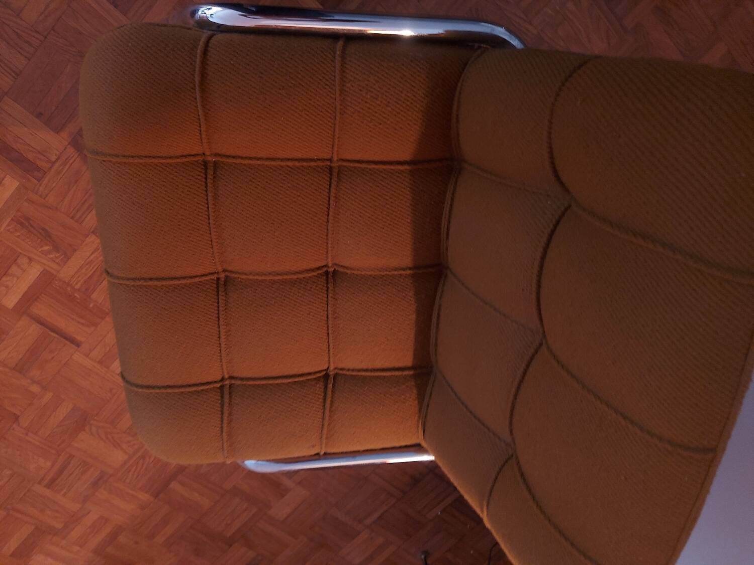 2  fauteuils par Yves Christin pour Airborne