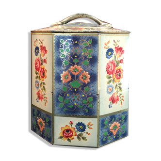 Metal box