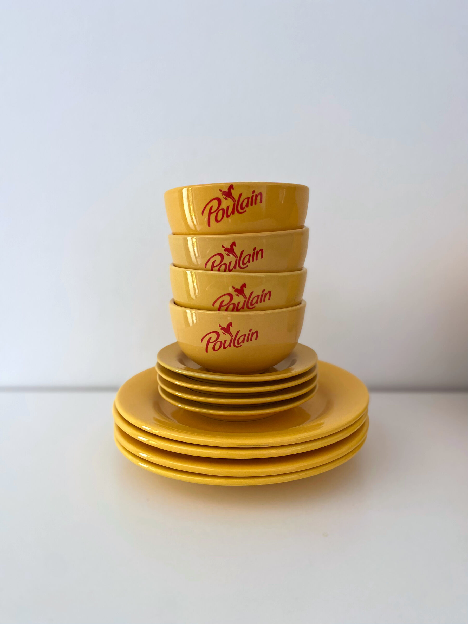 4 bowls Foal and dessert plates