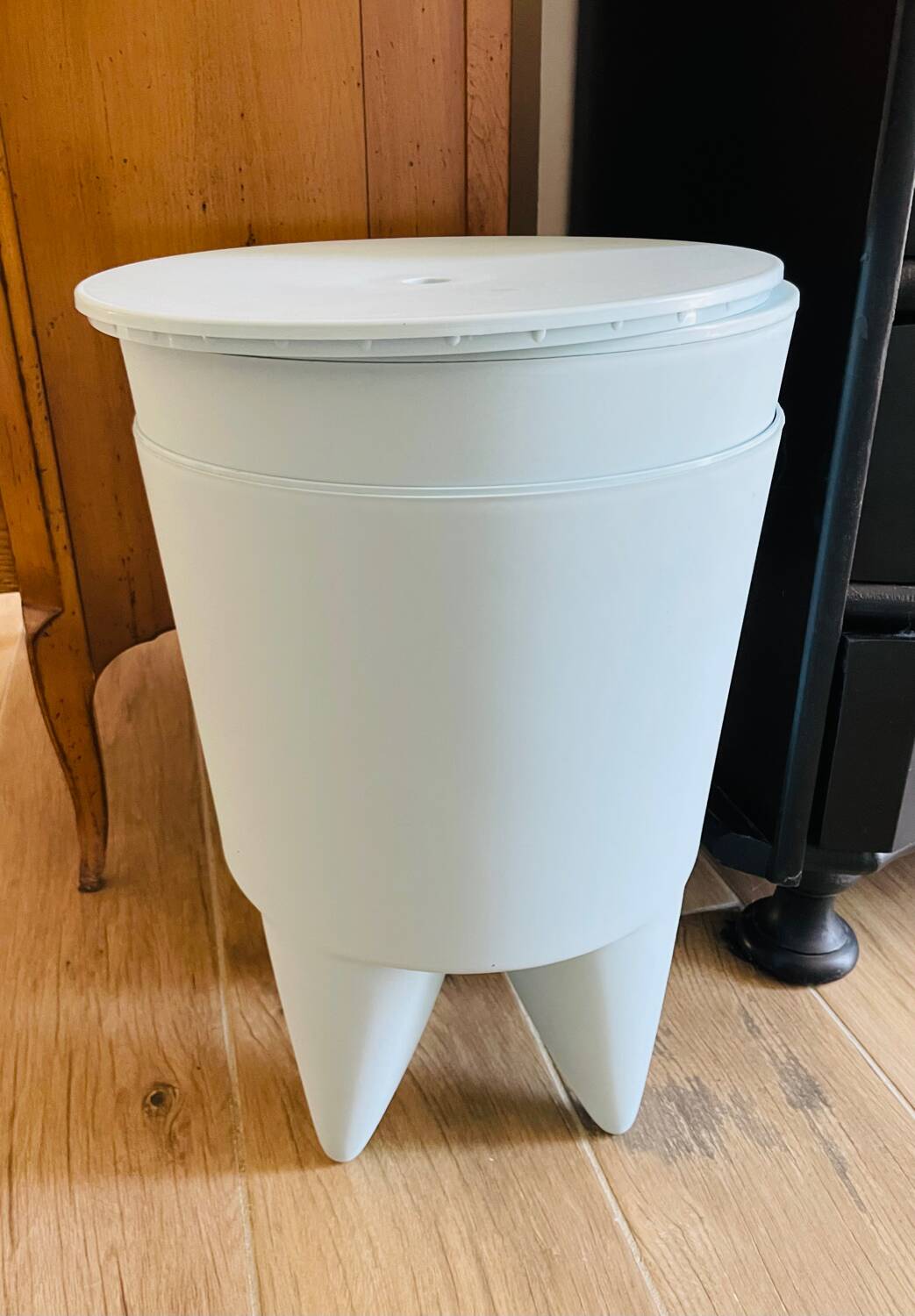 Pair of BUBU XO Stark stools in sky blue