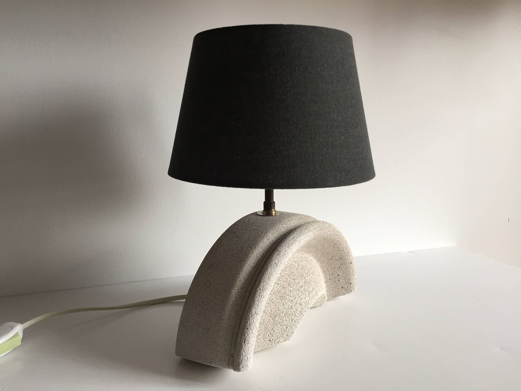 Lampe béton cellulaire façon Albert Tormos