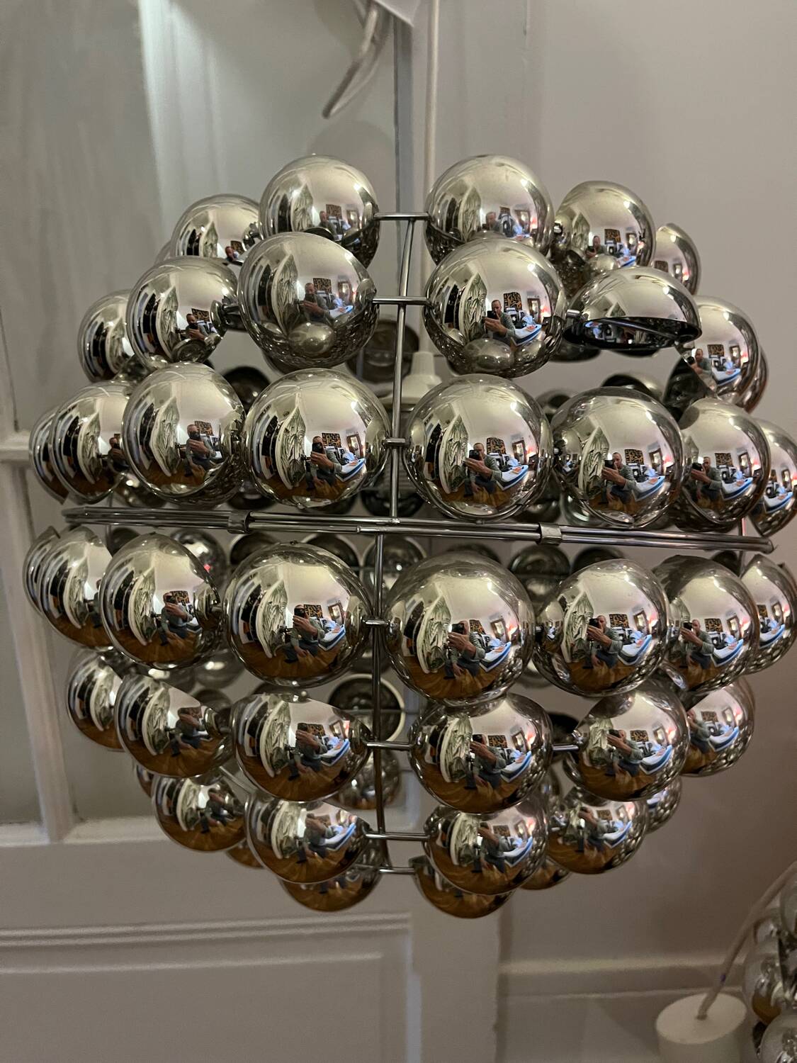 2 kinetic suspensions Kare Design model Bulb