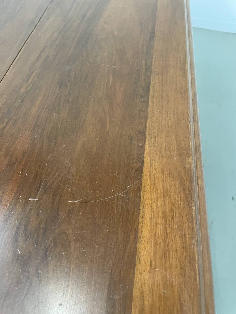 Comptoir ou bureau en noyer années 50