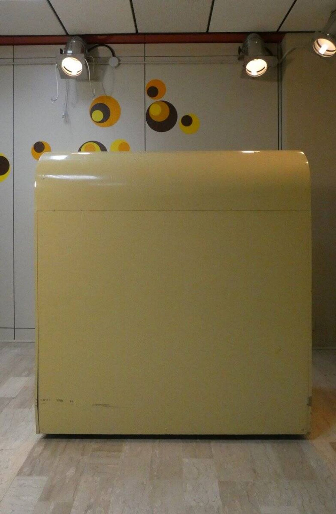 Painted iron display stand, Italy, 1960s.