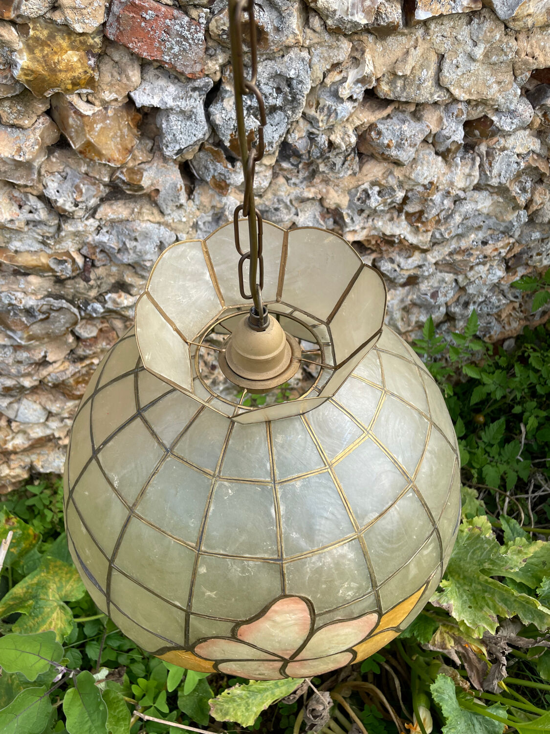 Vintage mother-of-pearl and brass pendant light 1970