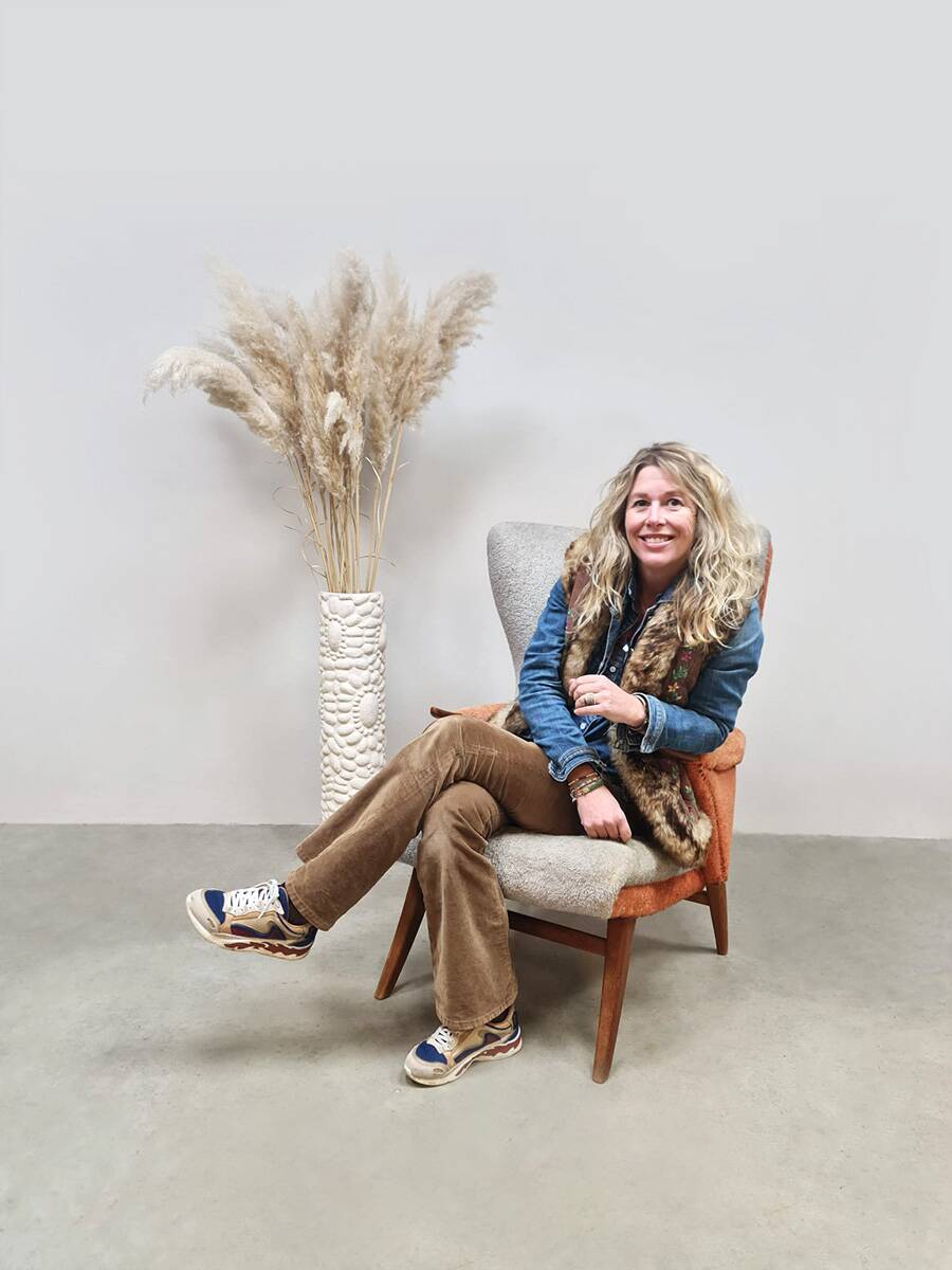 Fauteuil à oreilles design du milieu du siècle « Duo tone »