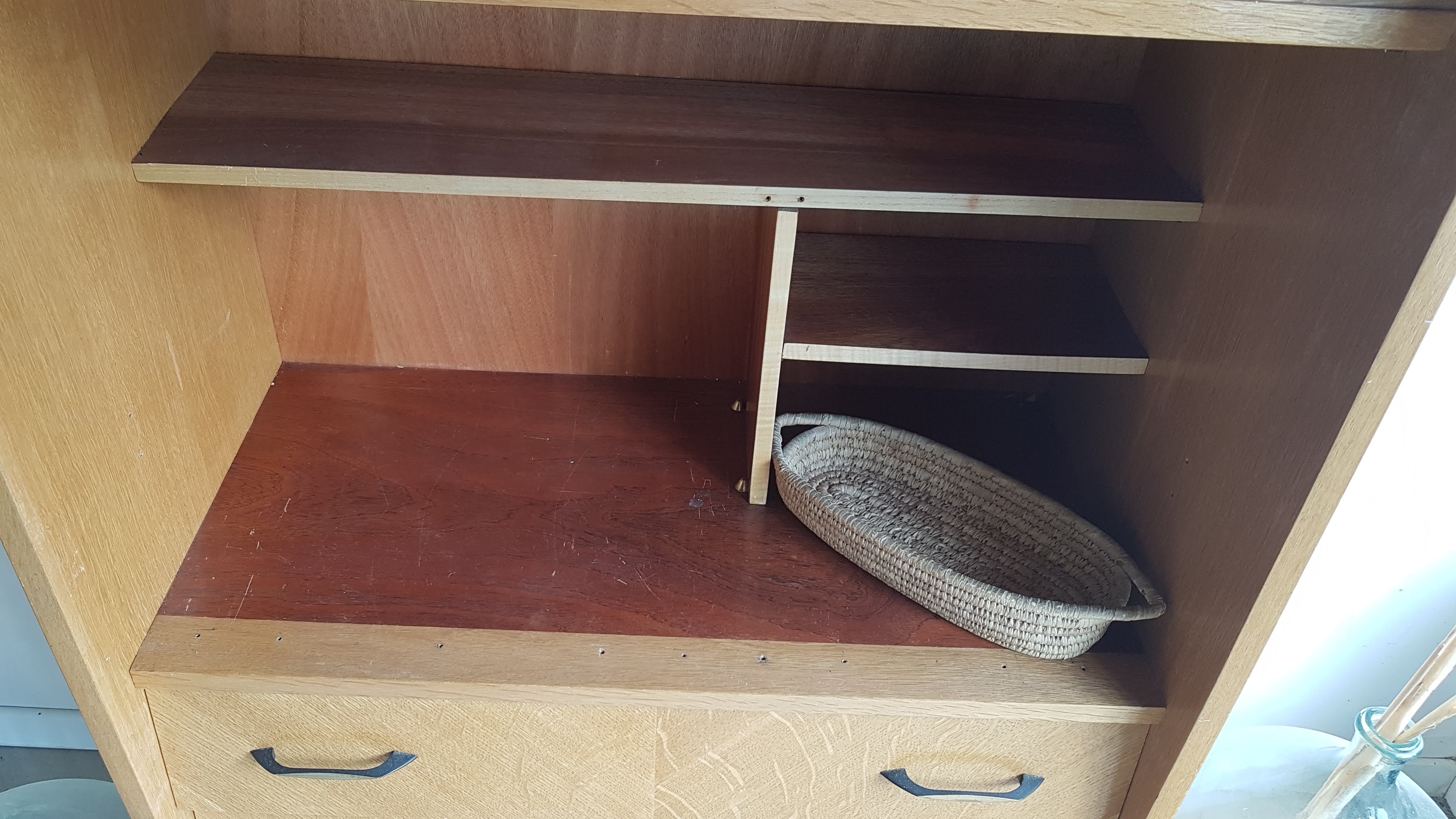 Bookcase feet compass 60