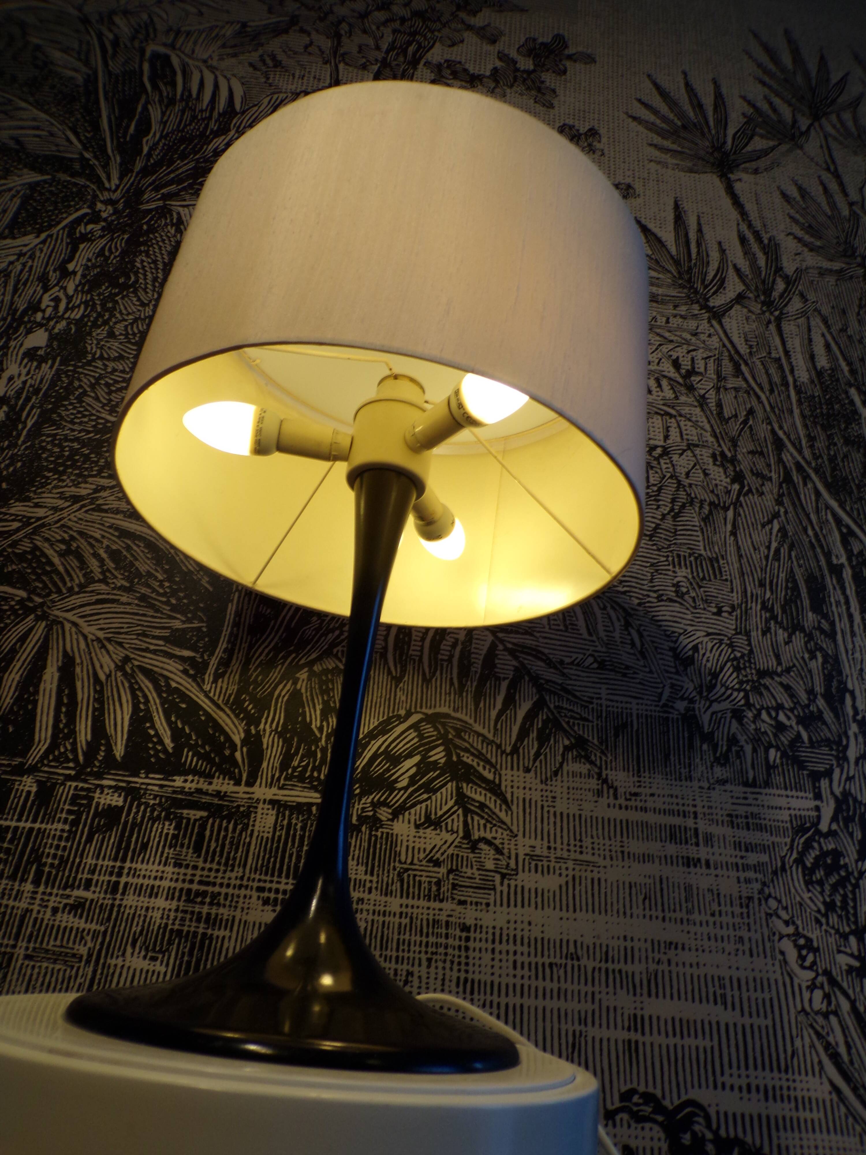 Tulip Floor Lamp by Eva René Nele