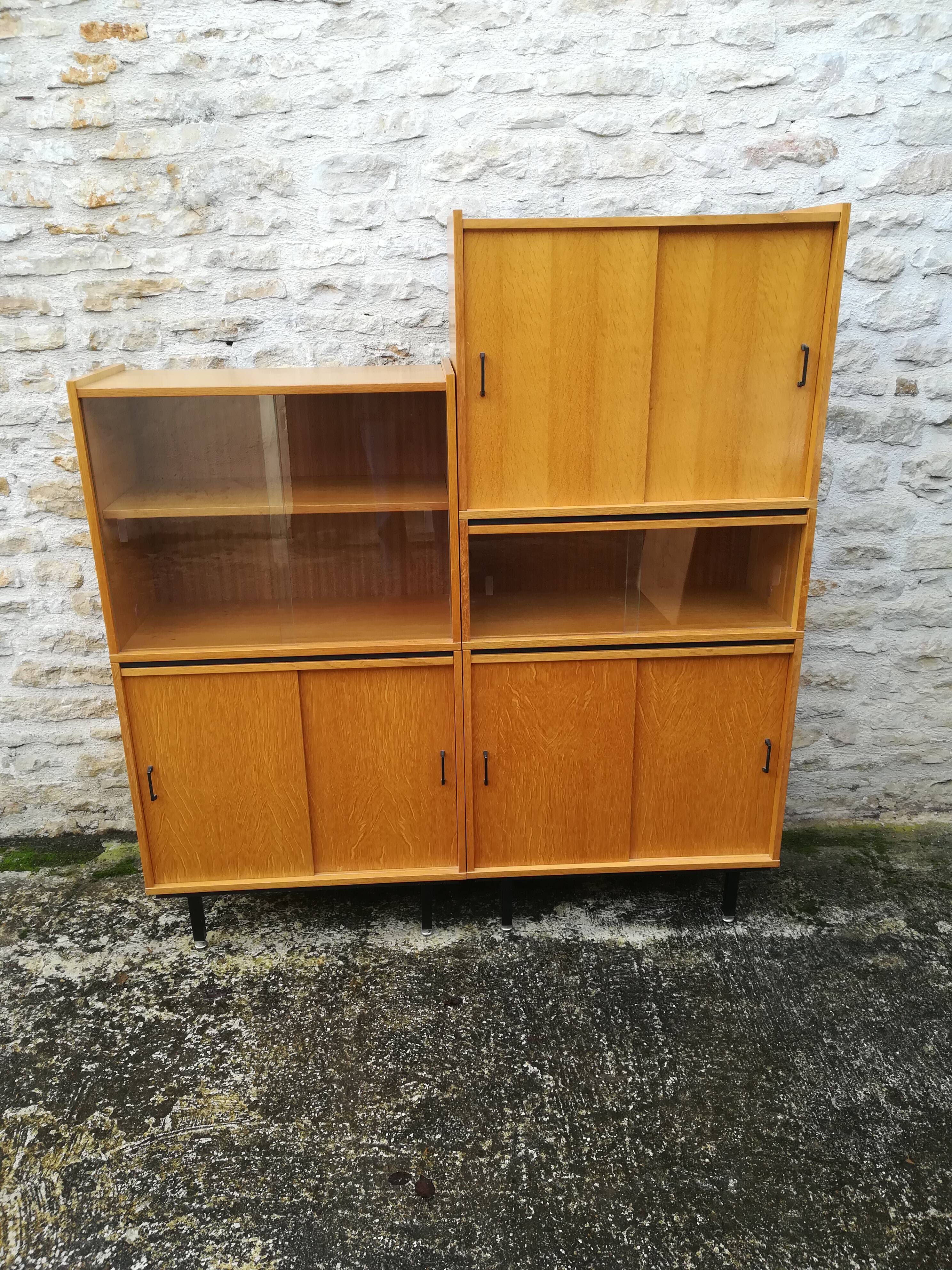 Modular vintage showcase bookcase