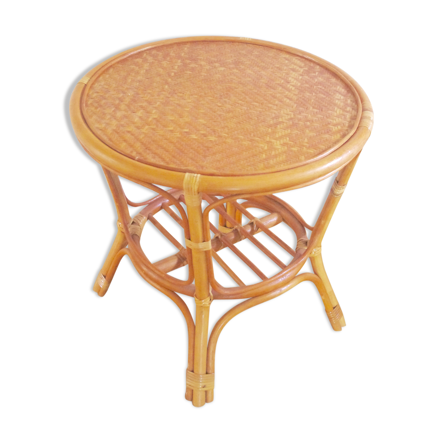 Table appoint ronde en rotin
