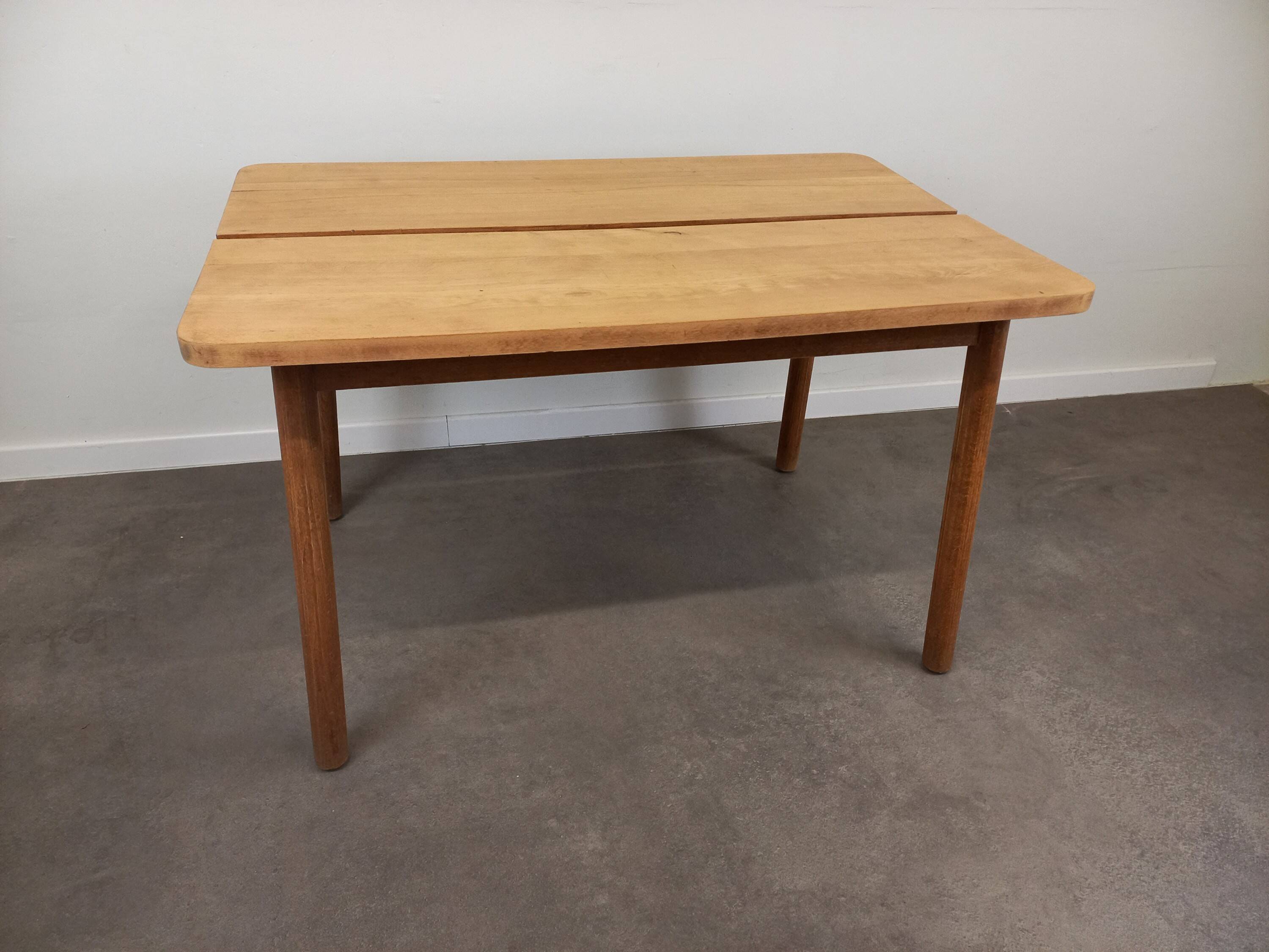 Pierre Gautier Delaye dining table attribution