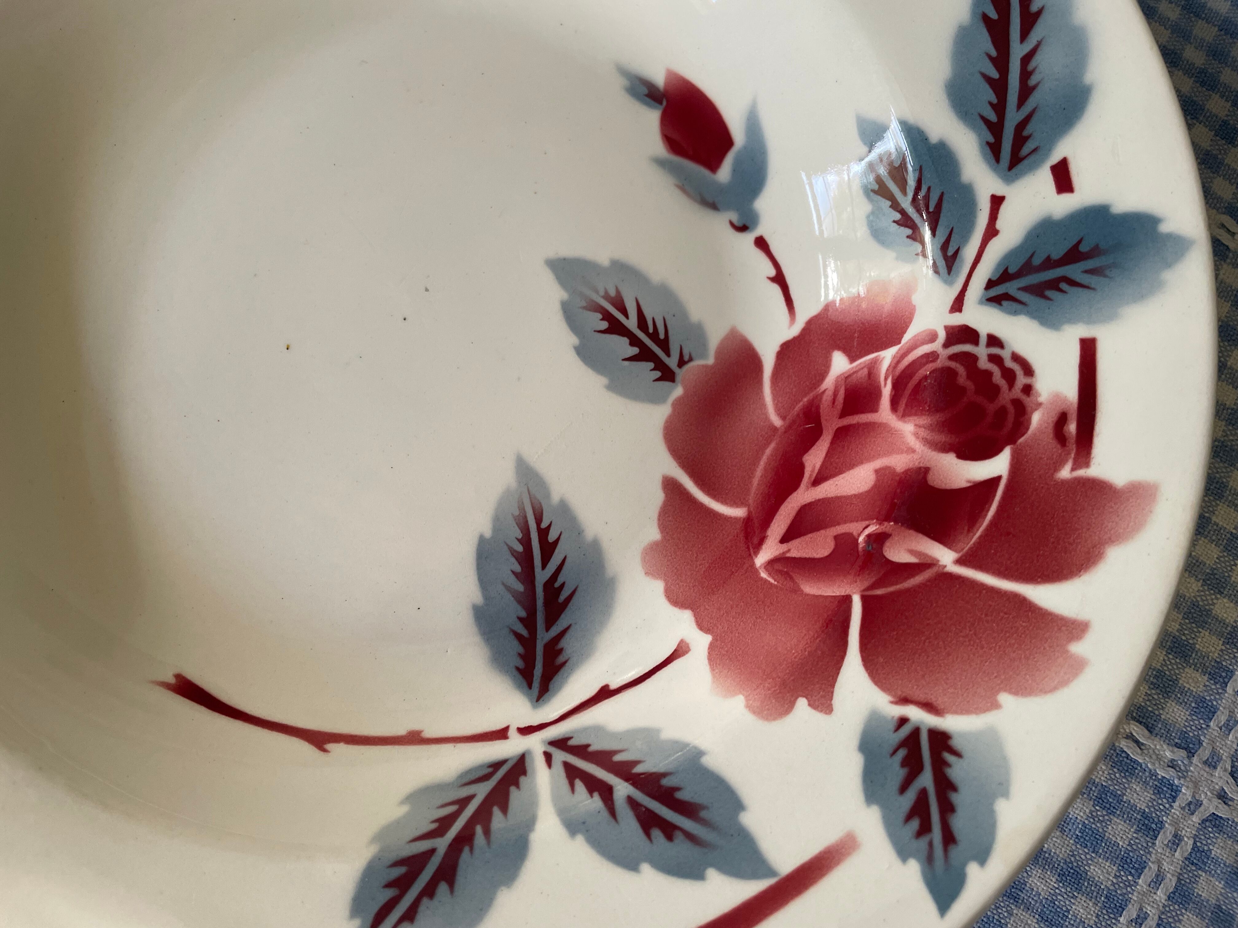 Mismatched old hollow plates