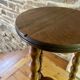 Tabouret haut en bois perlés - pieds bobines