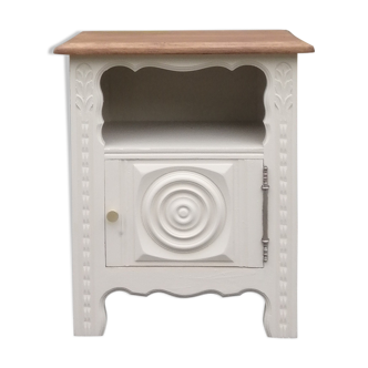 Bedside table