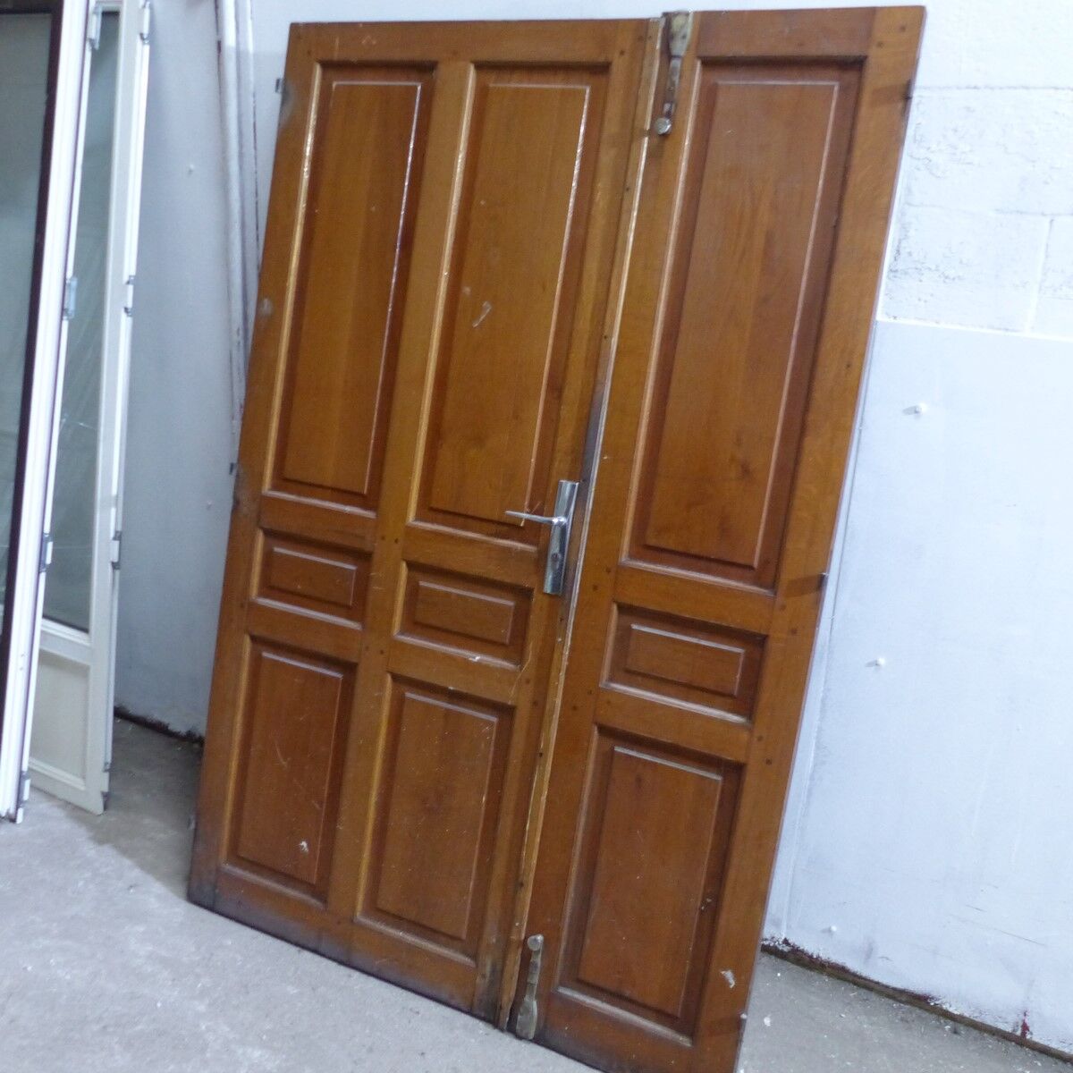 Oak entrance door on hinges L 130 x H 200 cm