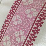Vintage tablecloth and napkins