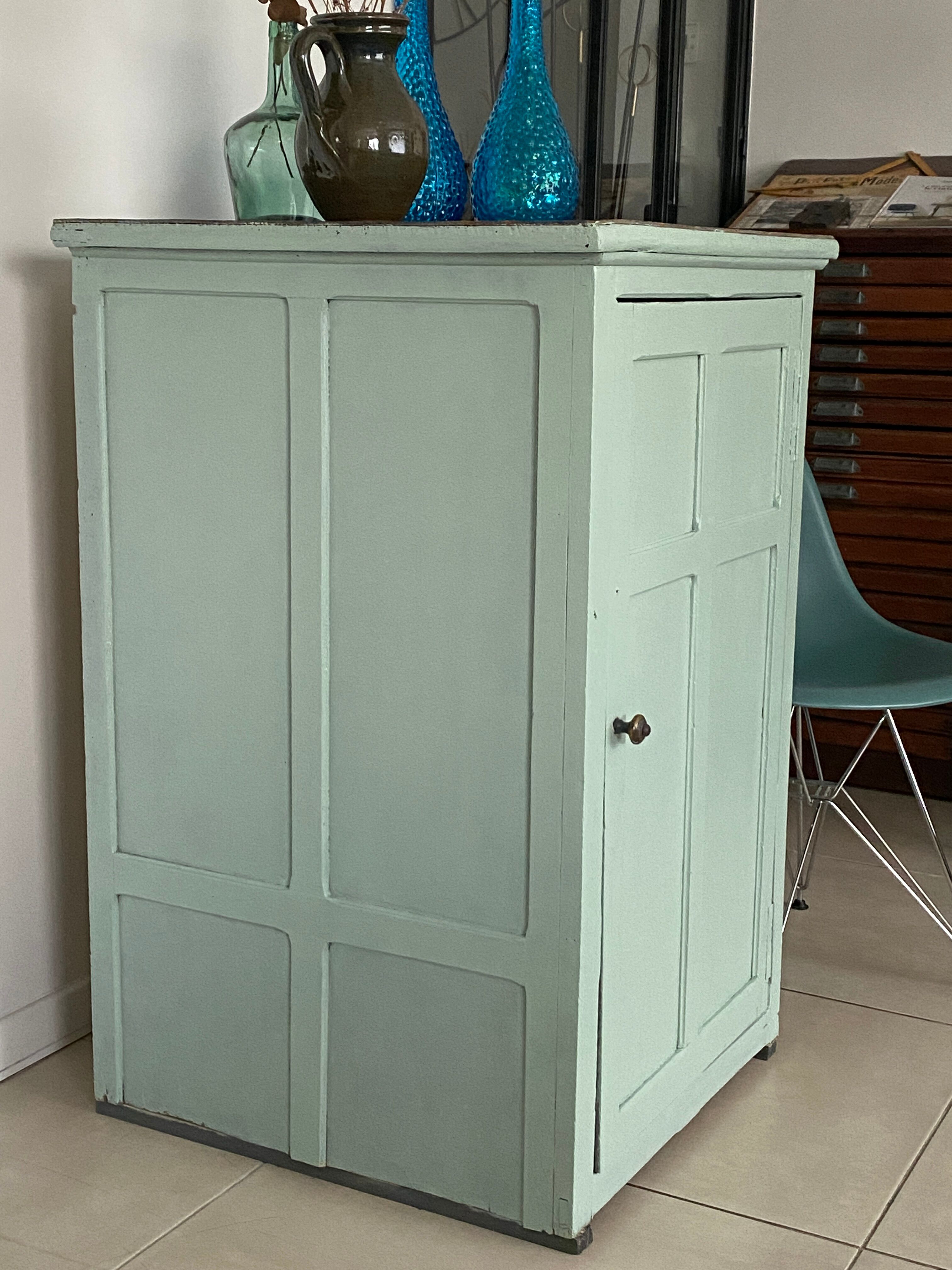 Old vintage jam maker