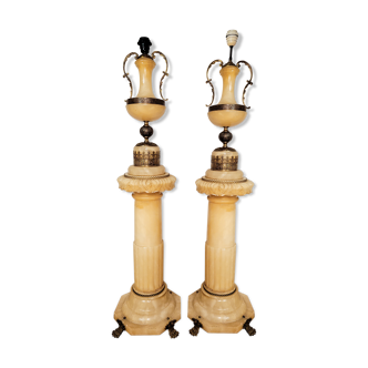 Pair of lamp on column in alabaster gilded brass frame