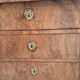 Commode 4 tiroirs style Empire en noyer blond, XIXème siècle