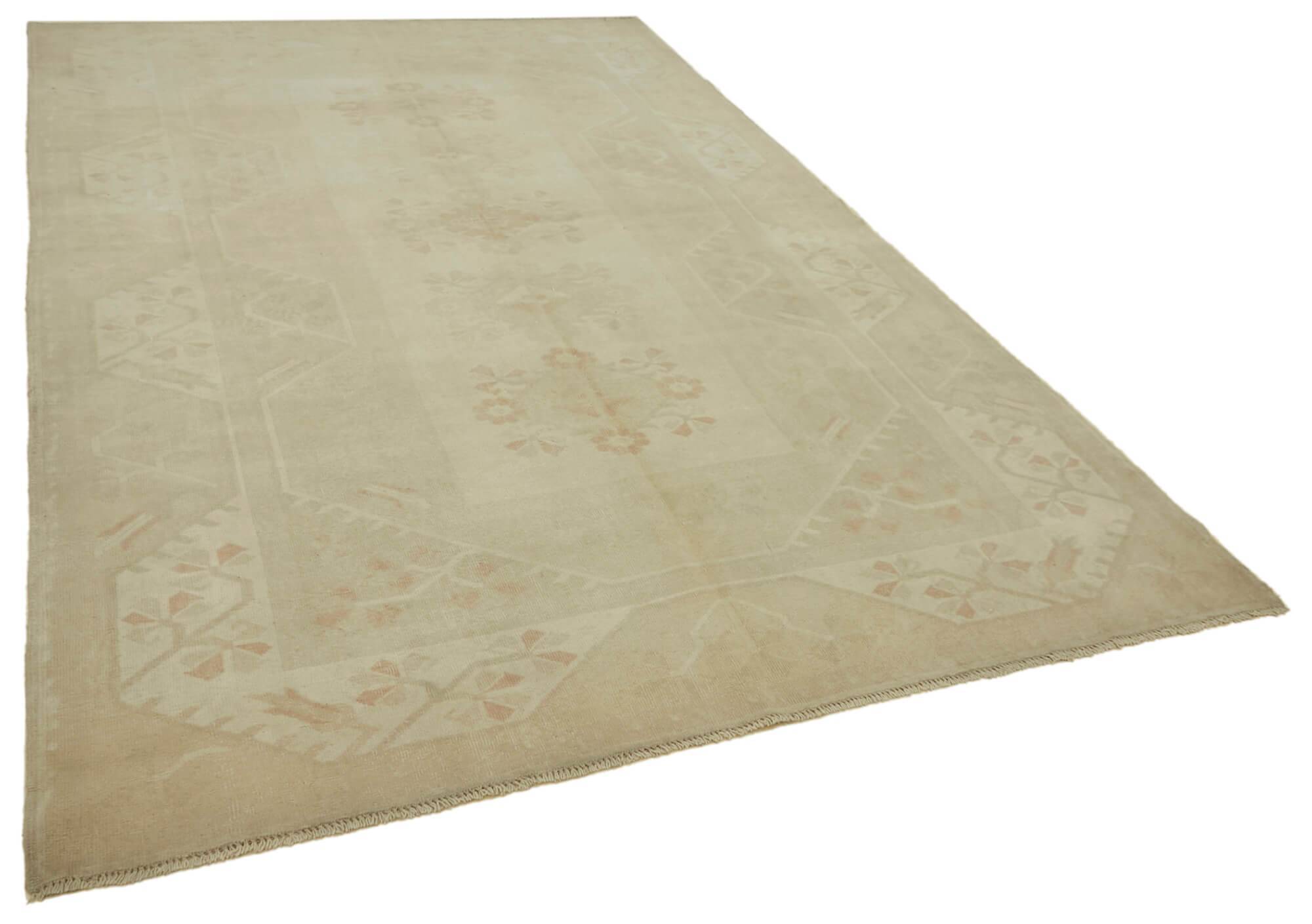 Turkish Vintage Anatolian Rug 205 cm x 313 cm