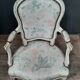 Fauteuil Louis XV en bois laqué  blanc