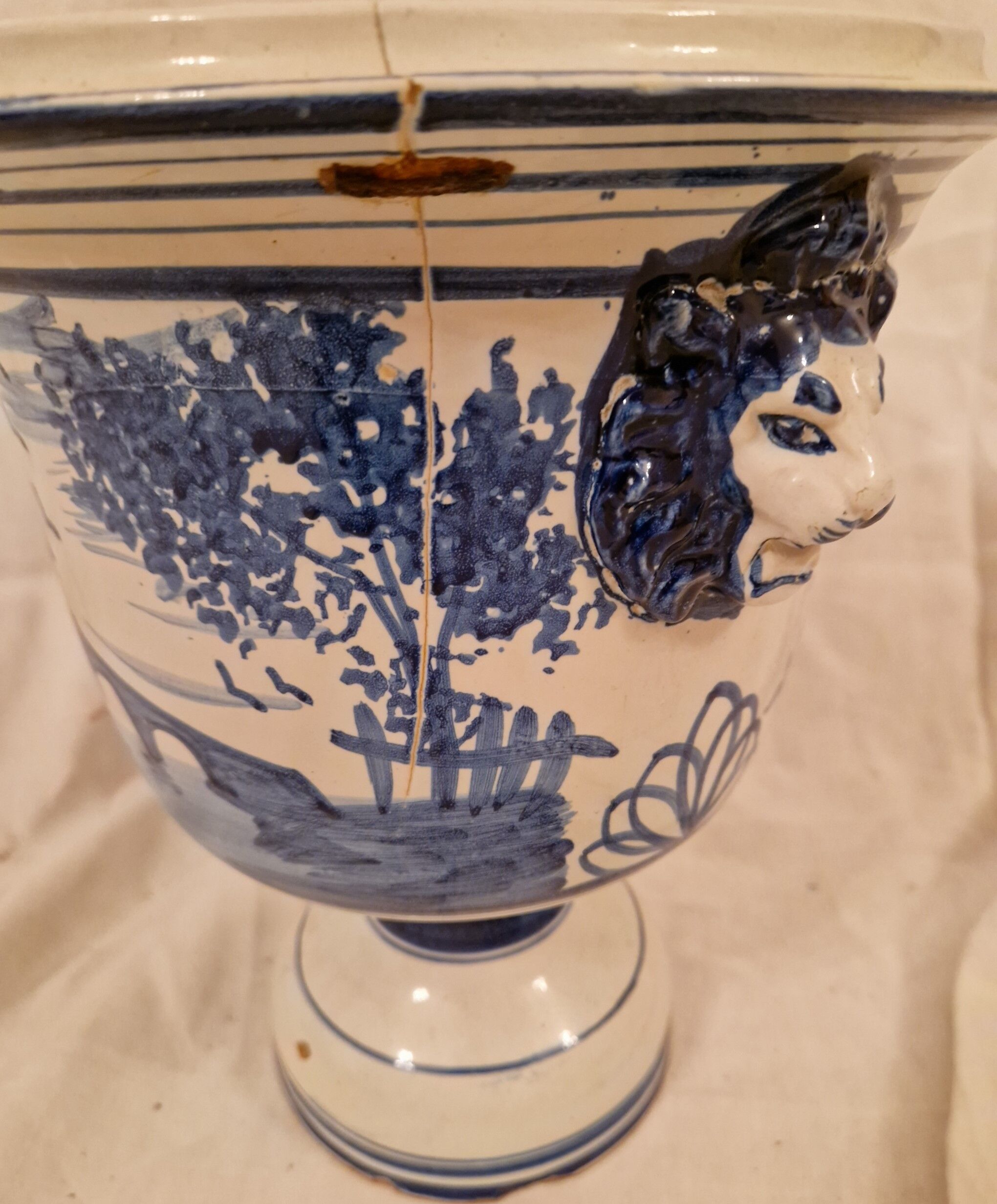 Indoor cache pot earthenware from Nevers signed F. Albus