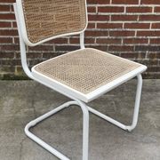 Set of 4 Cesca b32 model chairs in white by Marcel Breuer