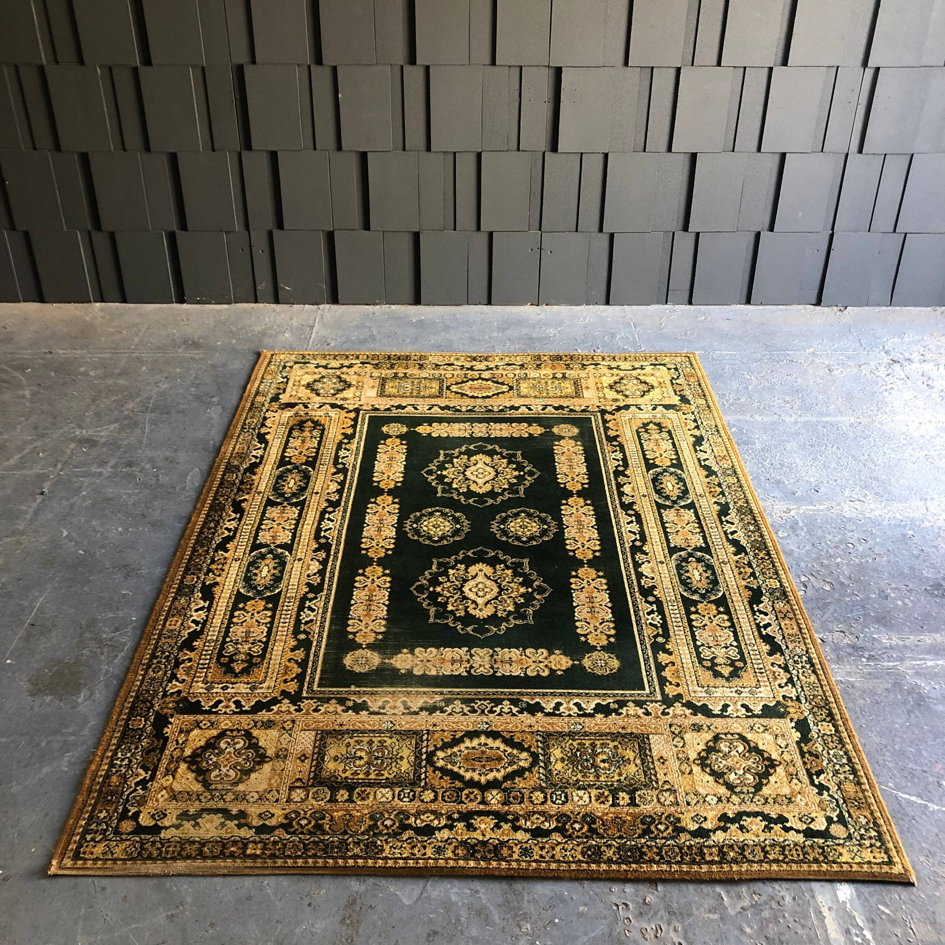 Oriental carpet 169x236, dominant gold and green