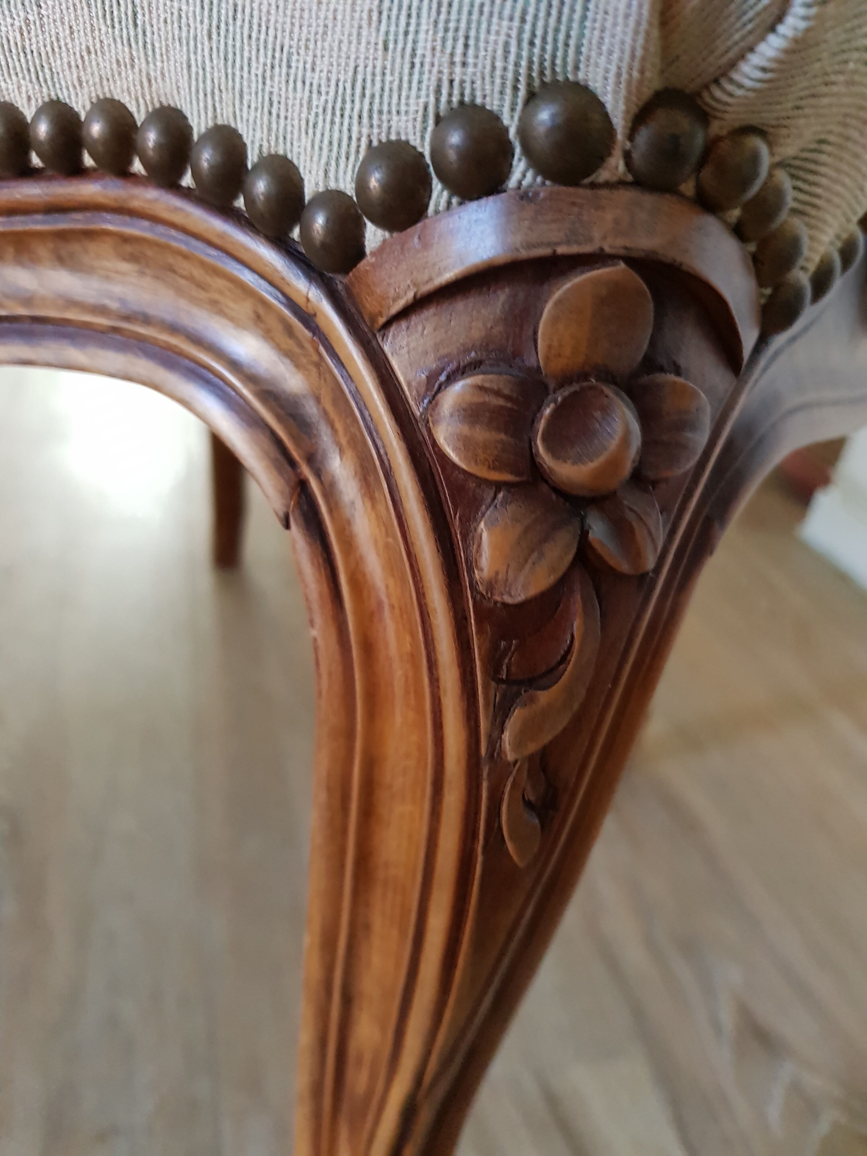 Fauteuil style Louis XV