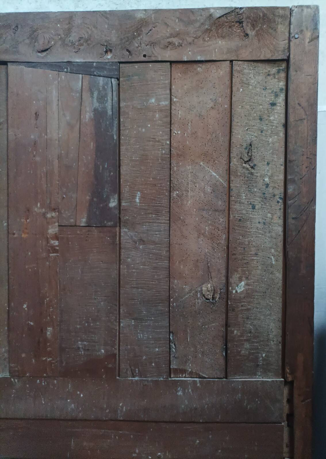 19th-century oak Renaissance wardrobe