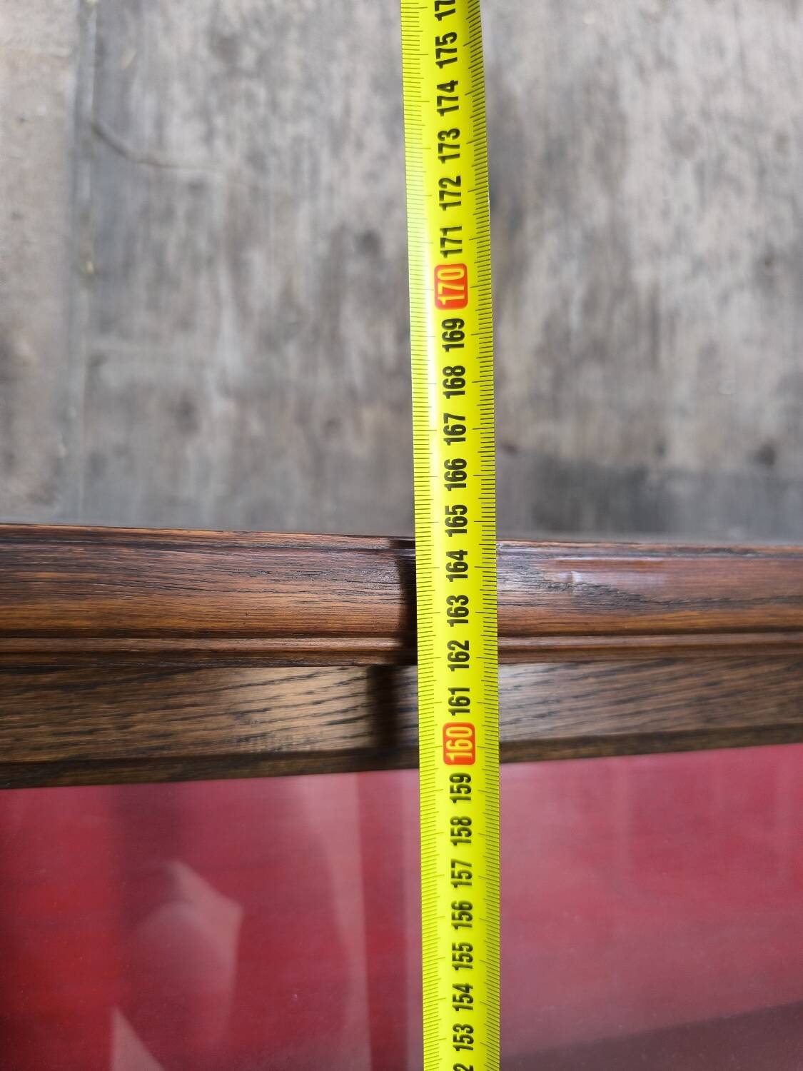 Oak display cabinet MD 1900