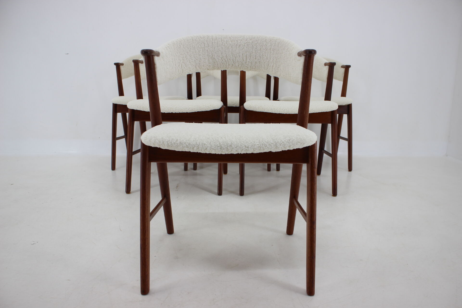 6 chairs in sheepskin fabric upholstery denmark