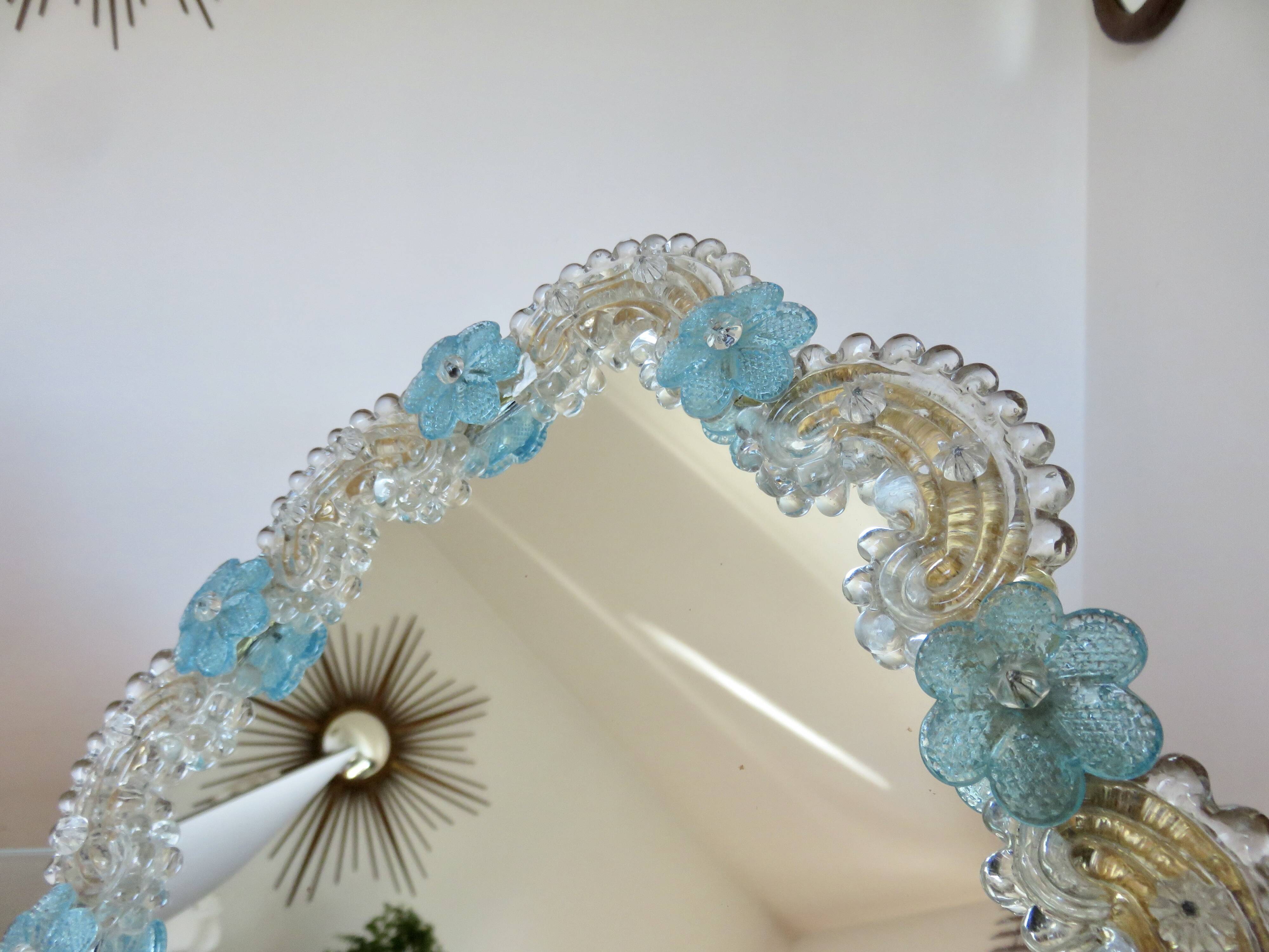 Venetian mirror made of Murano glass, for standing or hanging, 1950.