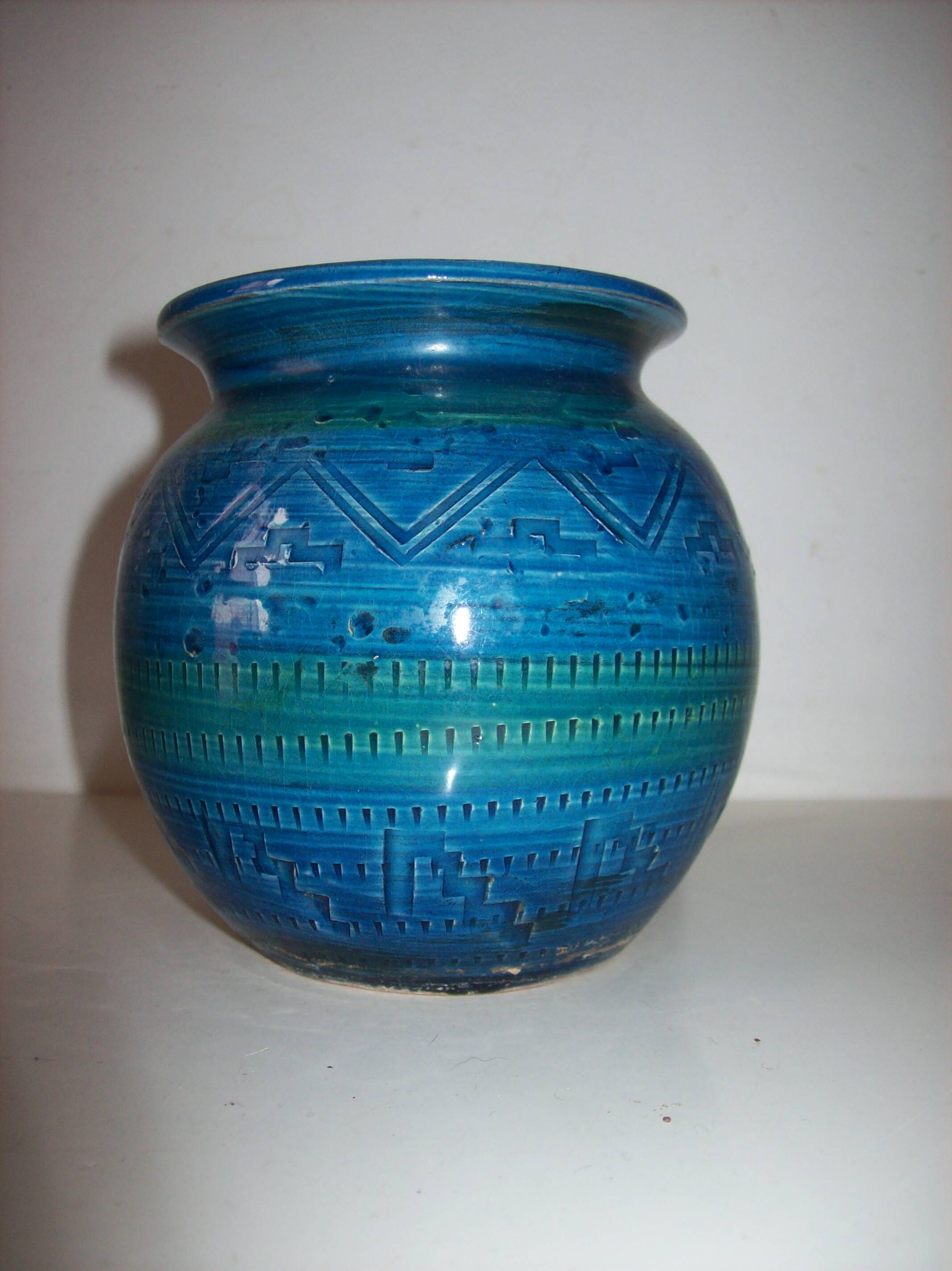 1960s vase by Aldo Londi for Bitossi in "Rimini blue" ceramic.