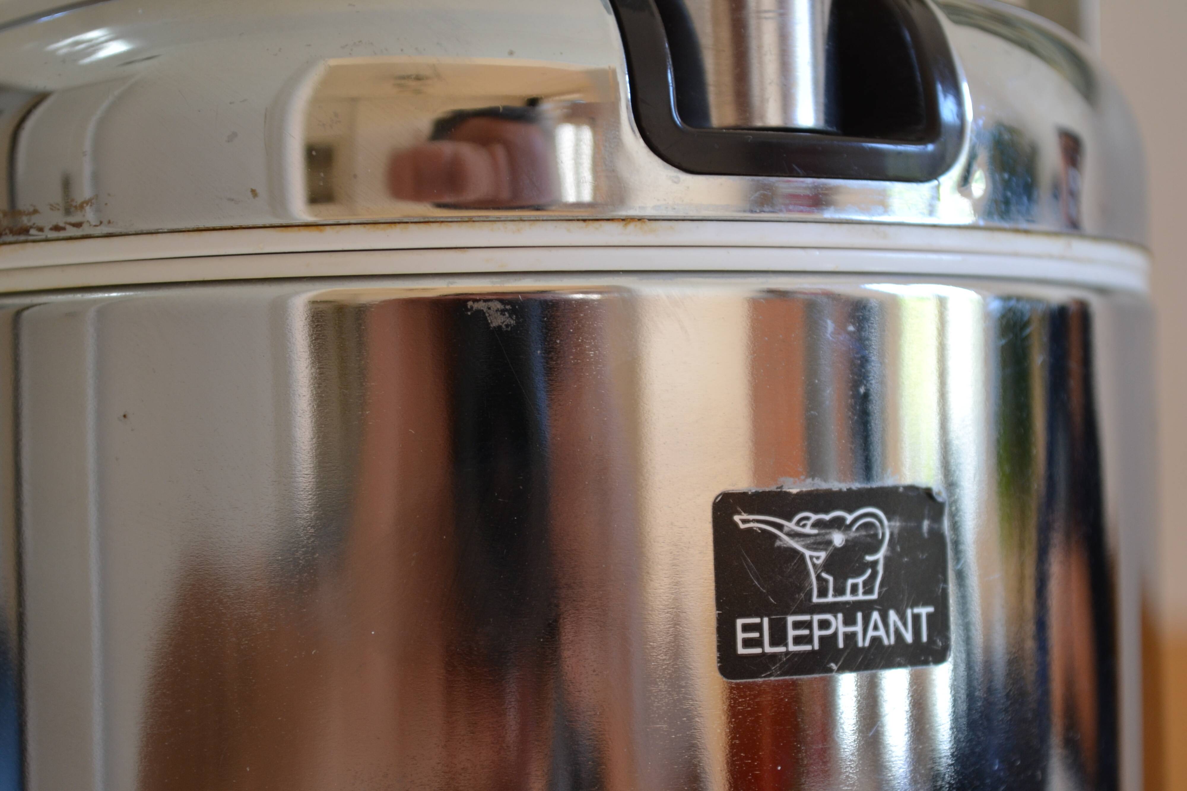 chrome metal ice bucket or elephant ice cubes made in Japan vintage 1970