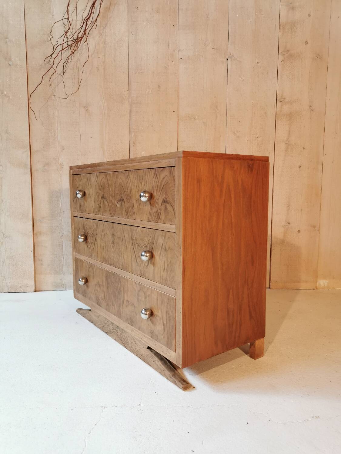Art Deco chest of drawers