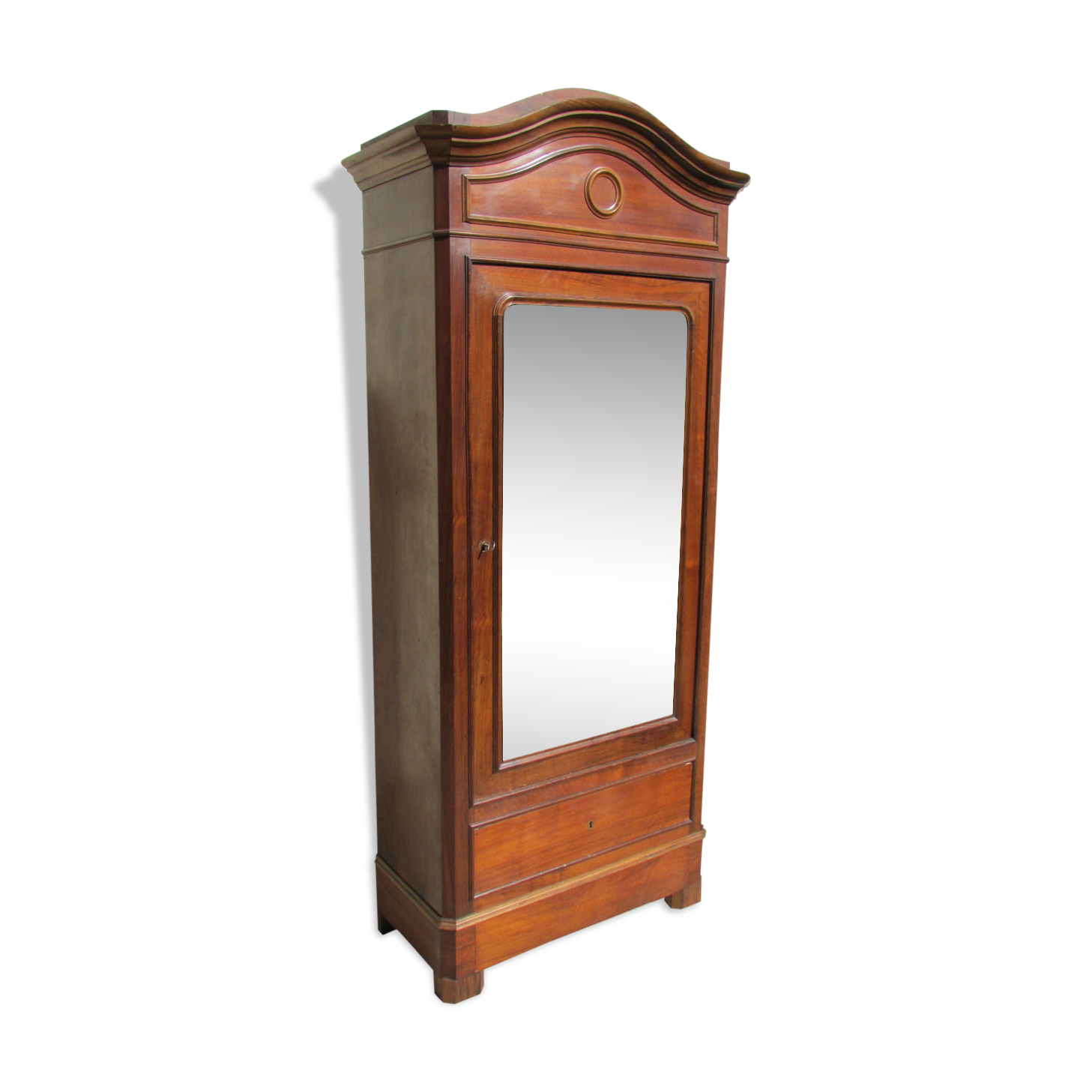 Ice, lingere, a closet door, hosier