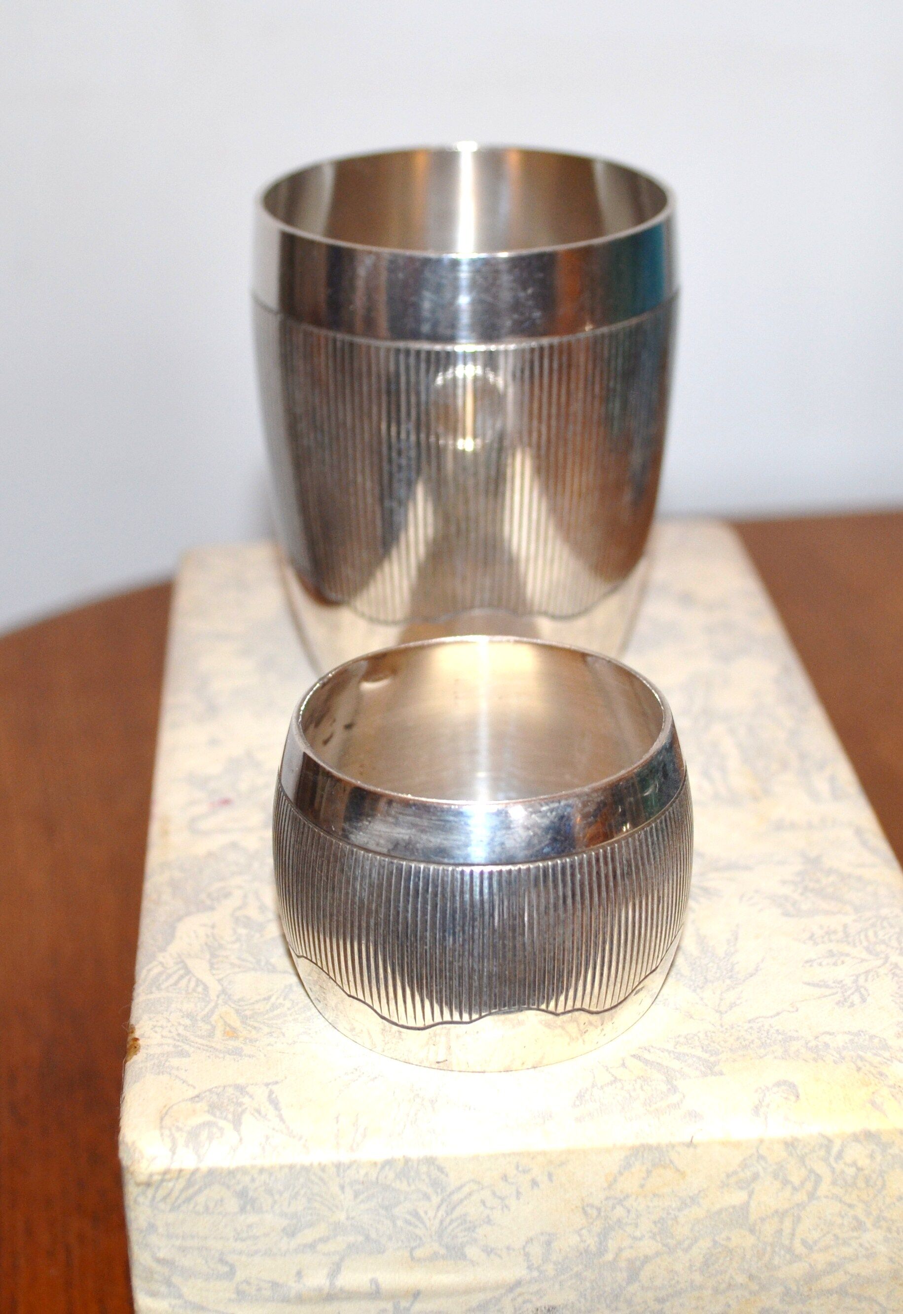 Timbale and serviette rond