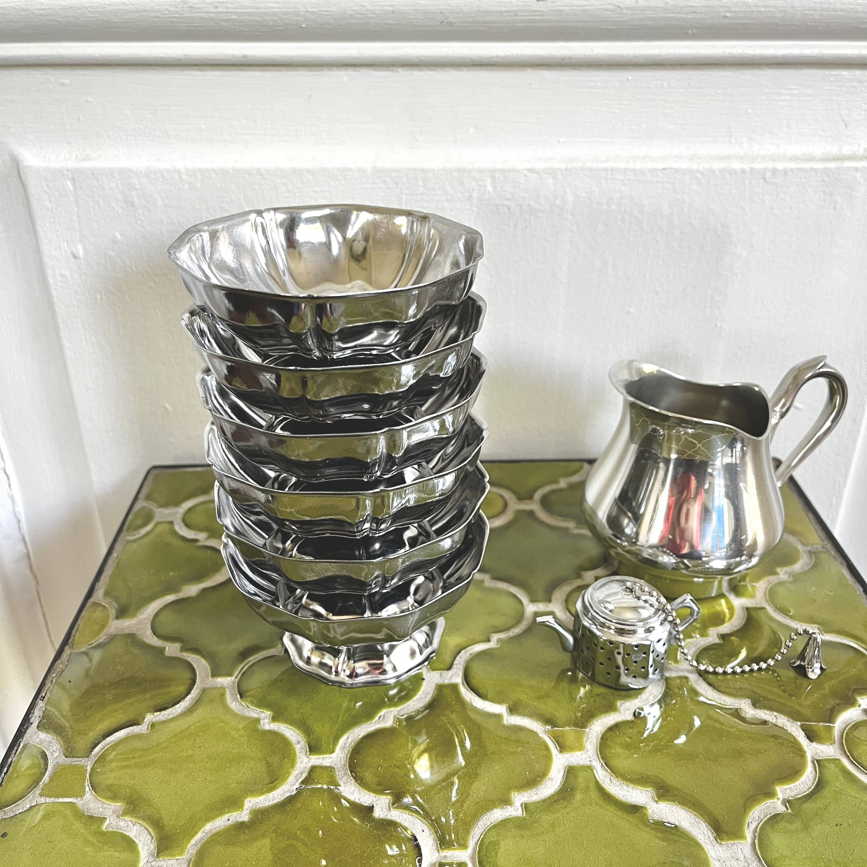 6 stainless steel bowls 1970