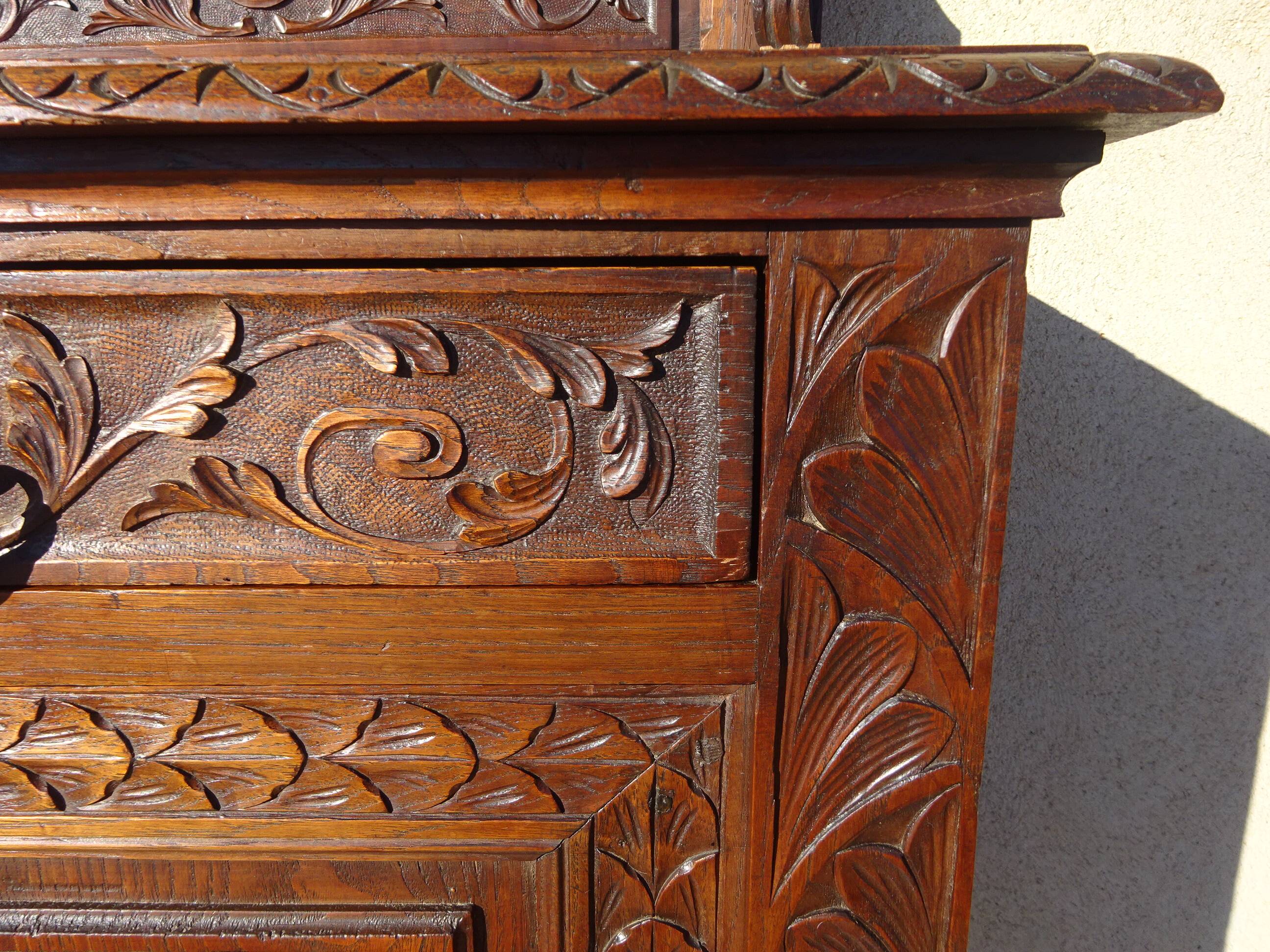 Old Breton dresser buffet