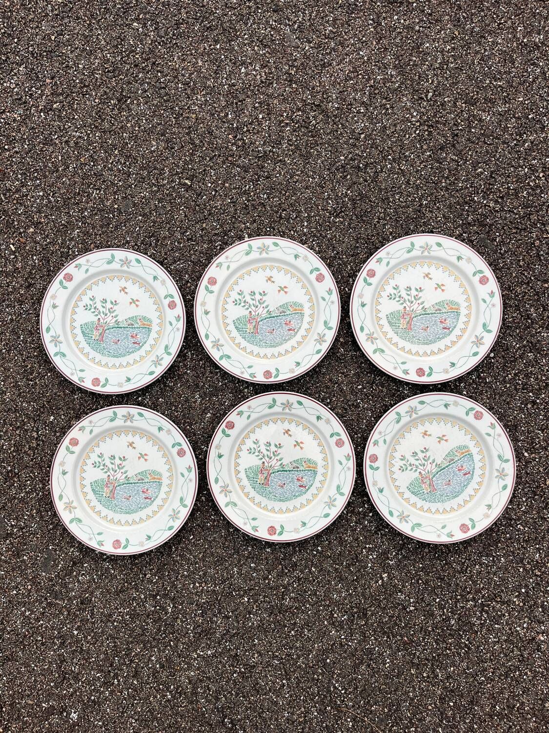 Set of 6 vintage 1981 Villeroy and Boch American Simpler plates