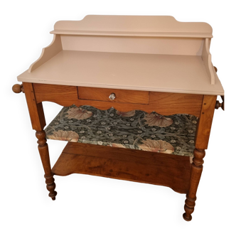 Old vintage dressing table