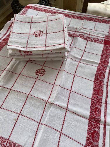 Lot de 12 serviettes monograme GC