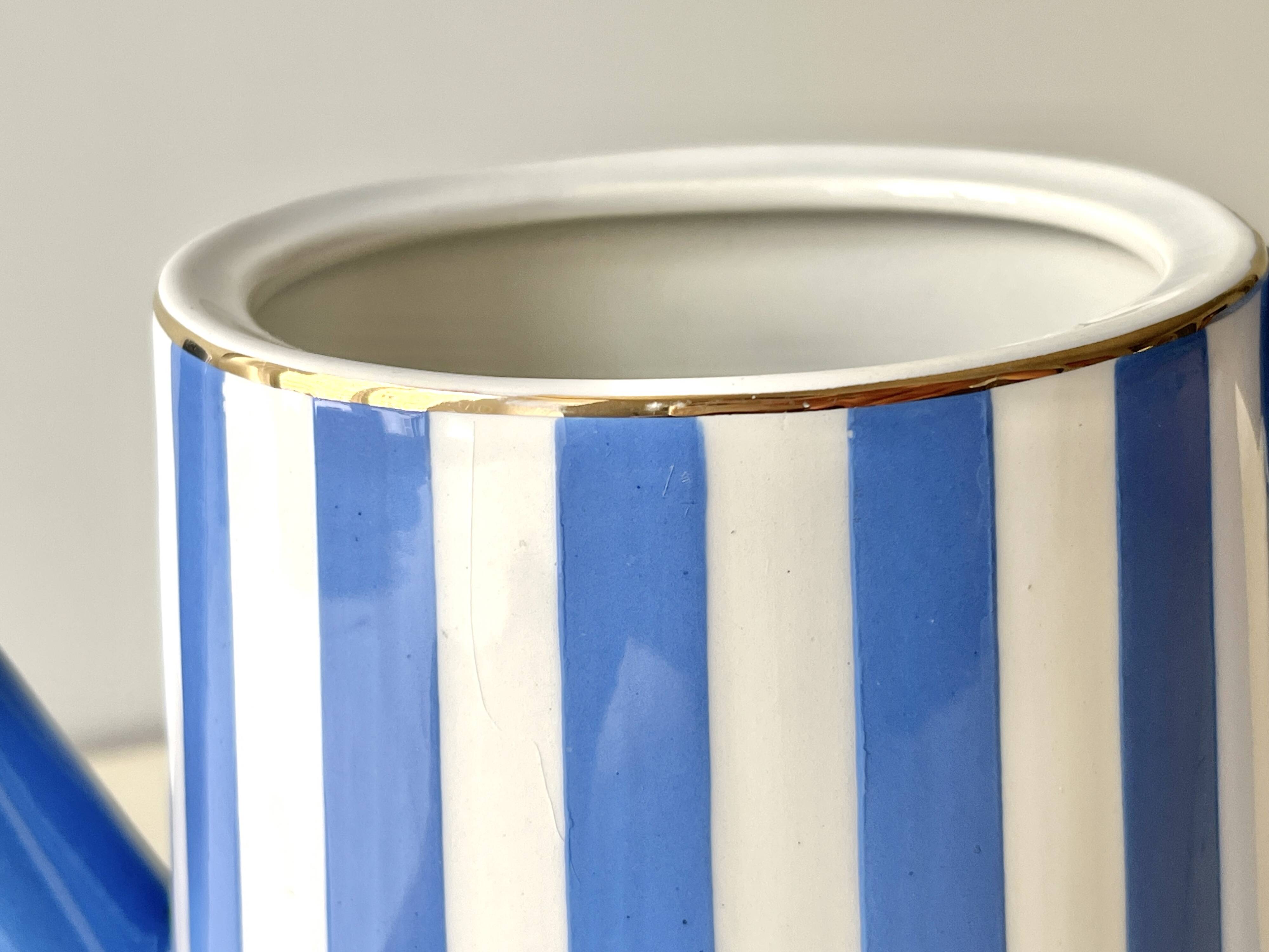 Large Fox Trott Sarreguemines coffee pot in art deco earthenware, 1930s vintage