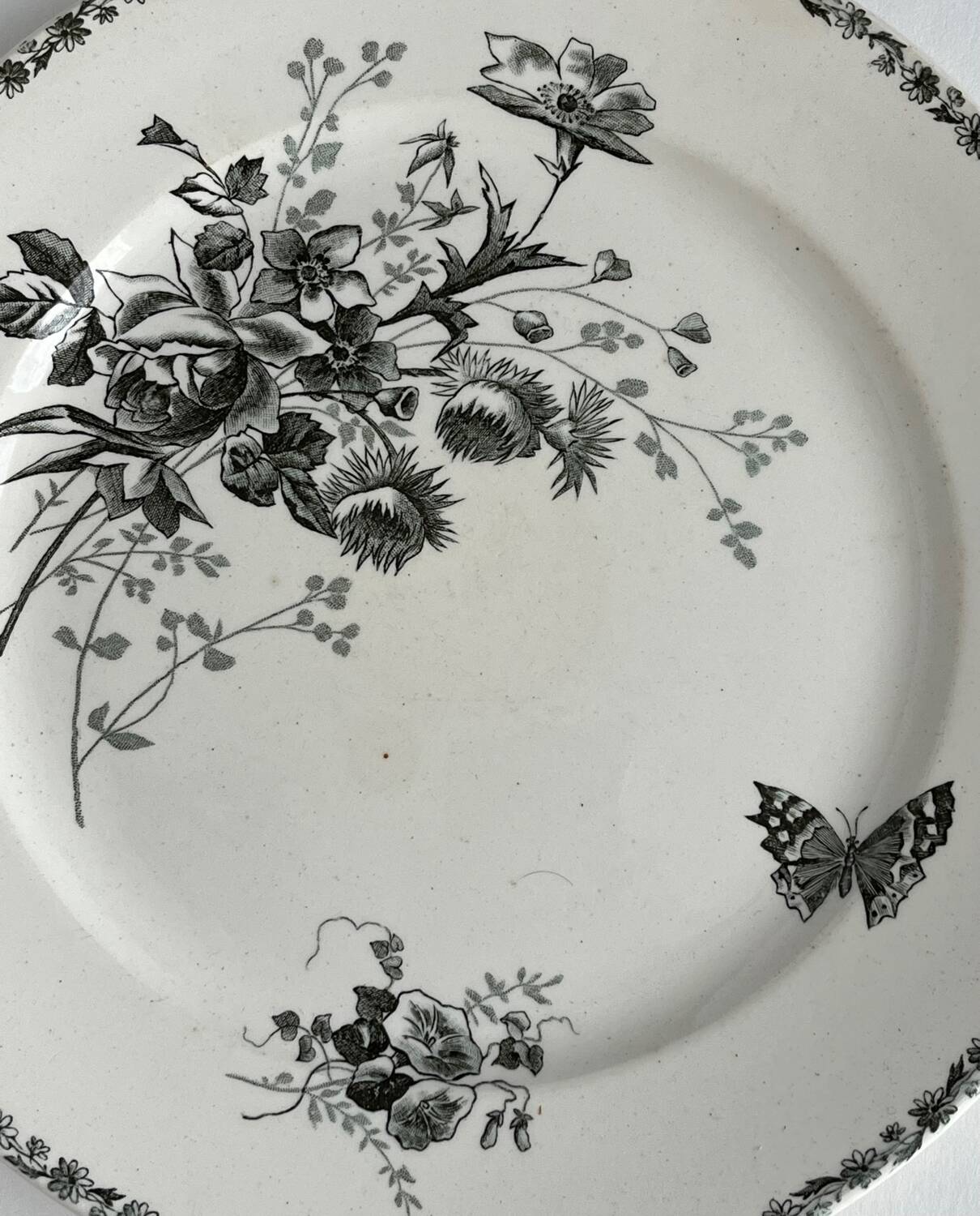 2 Émile Bourgeois iron earthenware flat plates